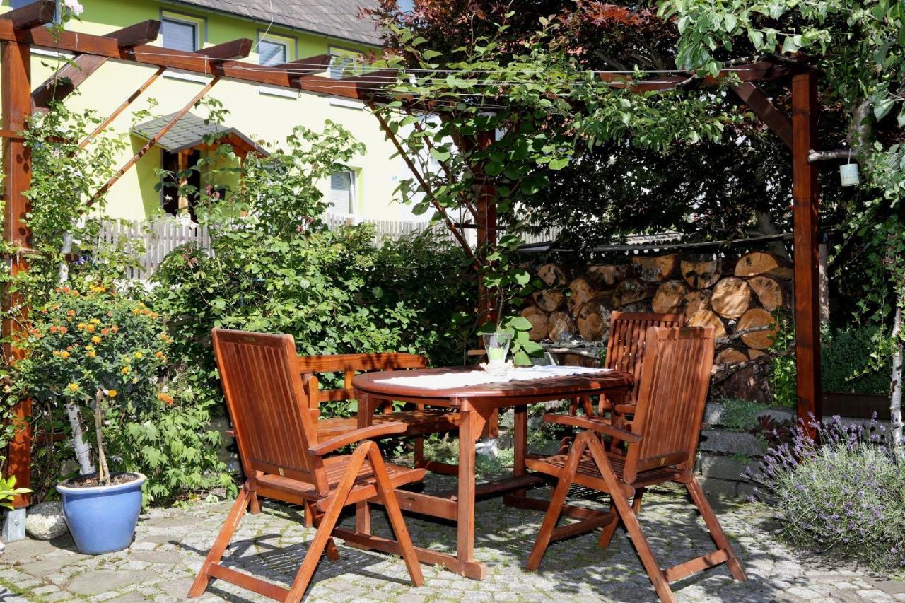 Ferienwohnung Am Eisenbühl Berg  Exterior foto